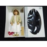 Gotz - A boxed Limited Edition porcelain collectors doll by Gotz #9981004 'Camilla'.