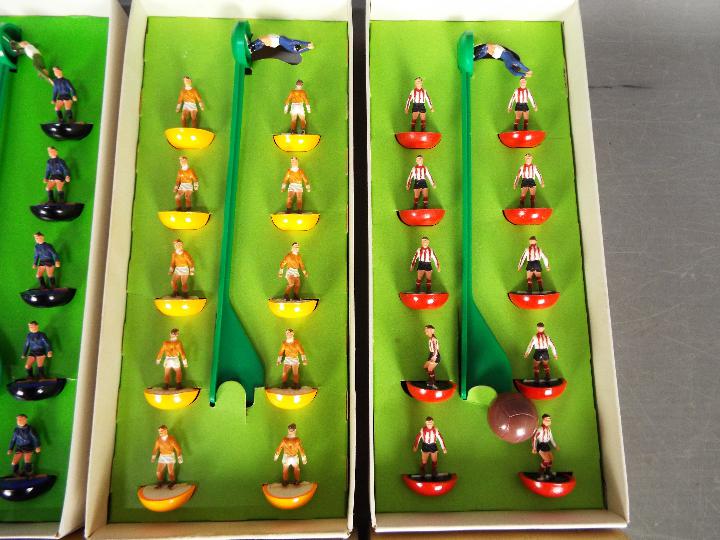 Subbuteo - Four boxed 'Heavyweight' Subbuteo Football teams. - Image 3 of 4