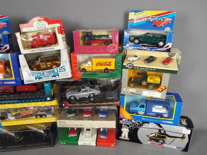 Corgi - Others, Collection of 17 boxed vehicles in various scales. - Image 3 of 4