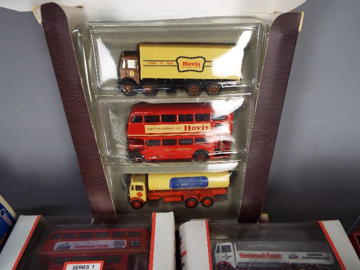 EFE, Corgi Original Omnibus - A fleet of 18 boxed diecast model vehicles. - Image 6 of 6