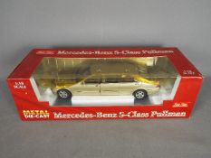 Sun Star - A boxed 1:18 scale #4113 Mercedes Benz s-Class Pulman by Sun Star.