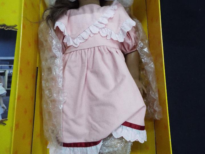 Annette Himstedt Kinder -puppen kidden 1993/94 dressed doll In Pink dress with glass eyes no - Image 3 of 3