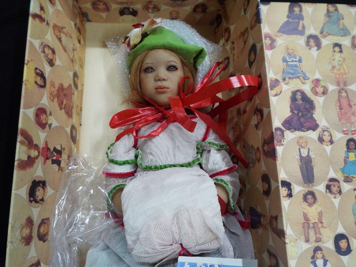 Annette Himstedt Kinder - Puppen Kinder- A 1999 limited run dressed doll entitled 'Mirte', - Image 2 of 5