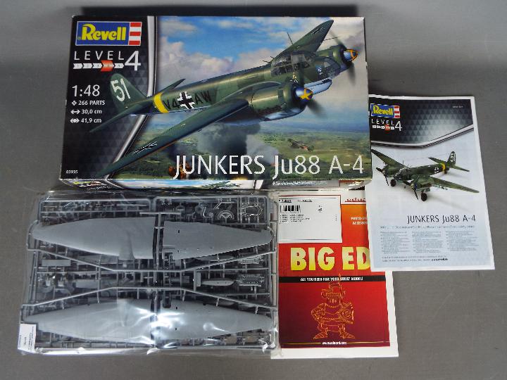 Revell - a Junkers Ju88 A-4 kit plane, scale 1.