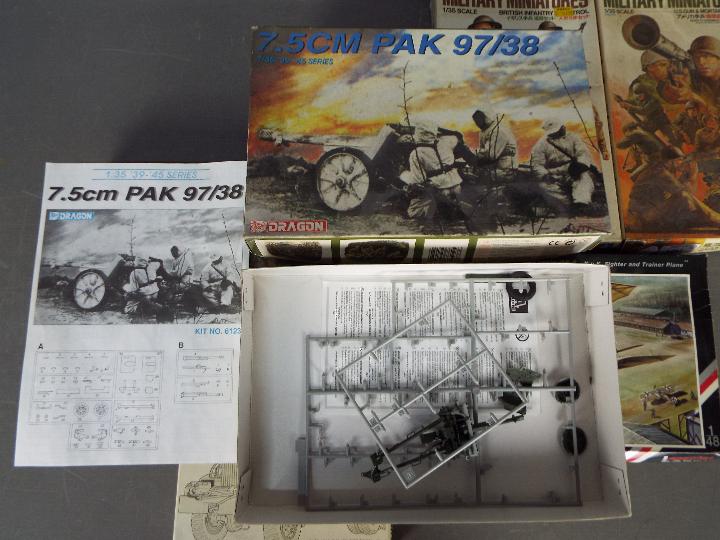 Tamiya, Dragon Special Hobby -two 1:35 scale Tamiya Military Miniature kits comprising U. - Image 2 of 2