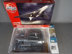 Airfix - A boxed Airfix A12008 Handley Page Victor B.Mk.2 (BS) plastic model kit.