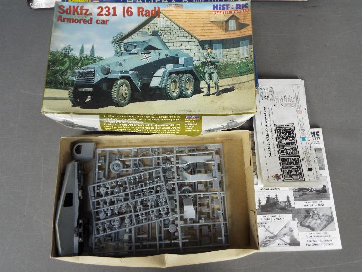 Revell, Italeri, Other - A boxed collection of plastic model kits in various scales. - Image 4 of 4