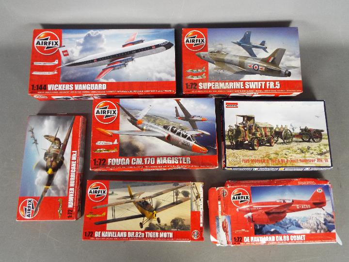 Airfix, Roden - A collection of seven plastic model kits in various scales.