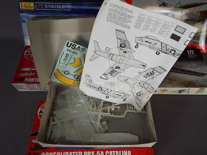 Airfix, Heller, Lindberg - A boxed grouping of plastic model kits in various scales. - Image 4 of 4