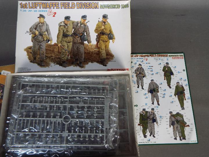 Dragon, Tamiya - Four boxed 1:35 scale plastic model figure kits, - Image 3 of 3