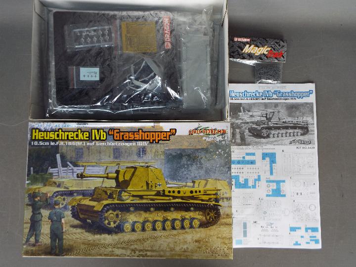 Cyber-Hobby.com - a 1:35 scale '39 - '45 Series Heuschrecke IVb "Grasshoppe" kit, model No.