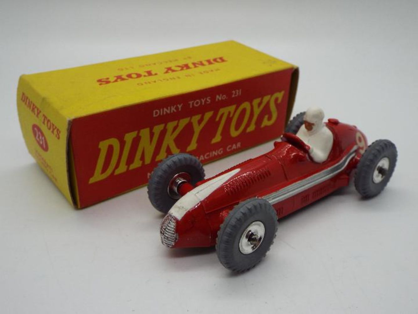 INTERNET SALE OF VINTAGE TOYS AND MODELS