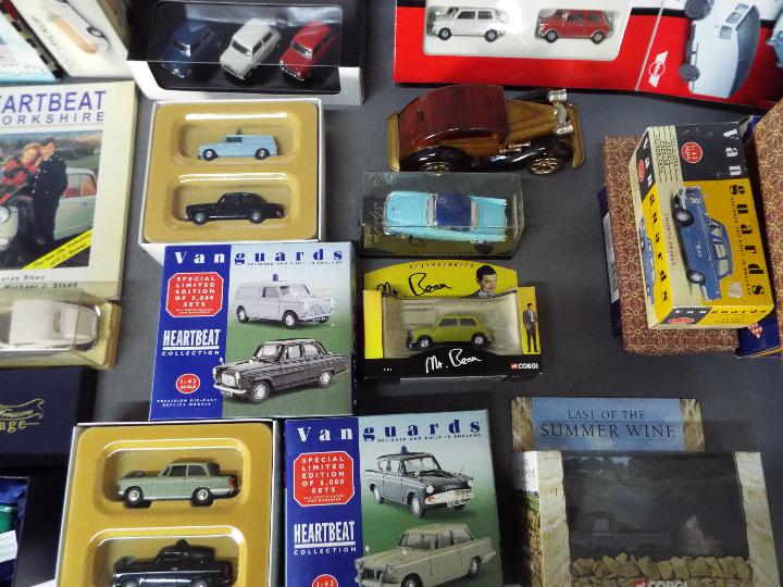 Corgi - Lledo - Solido - A collection of over 20 boxed diecast cars in various scales and also - Image 4 of 6