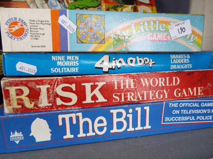 ETC - Peter Pan - Parker - A lot of 11 vintage board games including Scoop, Diplomacy, Ghost Castle. - Image 3 of 4