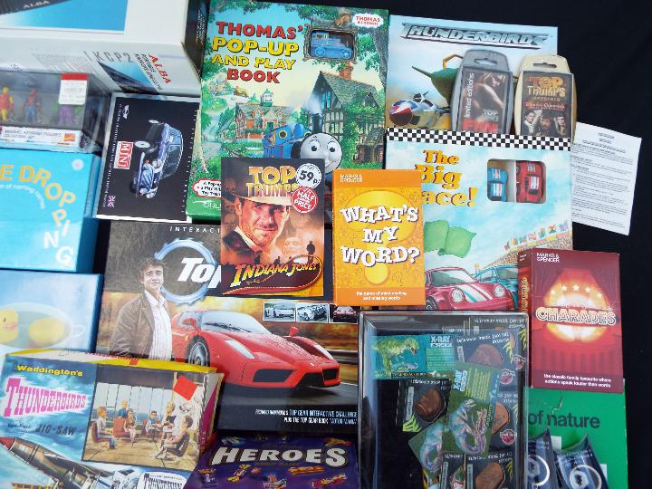 Waddingtons - Matchbox - A mixed lot of boxed and loose games, - Image 4 of 5