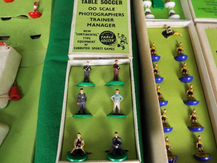 Subbuteo - A collection of vintage Subbuteo including Continental set with floodlighting, - Image 4 of 6