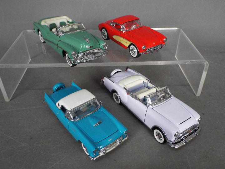 Franklin Mint - A fleet of six 1:43 scale unboxed diecast American model vehicles by Franklin Mint. - Image 3 of 3
