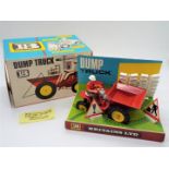 Britains - A boxed Britains #9670 Dump Truck.