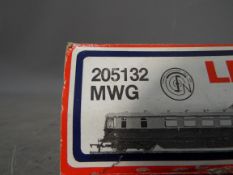 Lima - A boxed Lima OO gauge #205132MWG Railcar Op.No. 22 in GWR brown and cream livery.