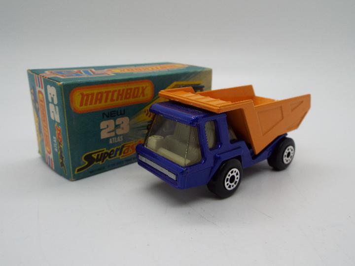 Matchbox - A lot of 5 boxed Matchbox vehicles including # 2 S-2 Jet, # 68 Chevrolet Van, - Image 2 of 6