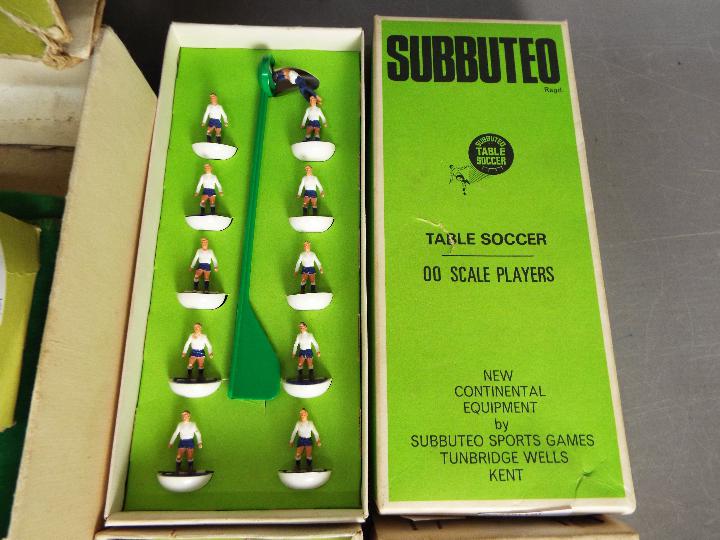 Subbuteo - A collection of vintage Subbuteo including Continental set with floodlighting, - Image 6 of 6