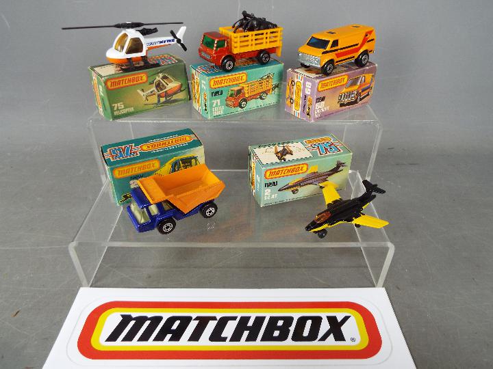 Matchbox - A lot of 5 boxed Matchbox vehicles including # 2 S-2 Jet, # 68 Chevrolet Van,
