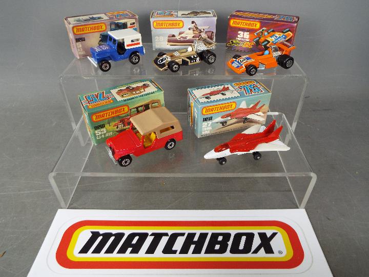 Matchbox - A lot of 5 boxed Matchbox vehicles including # 5 U.S.