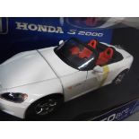 Auto Art - A boxed 1:18 scale Auto art Honda S2000 Roadster,