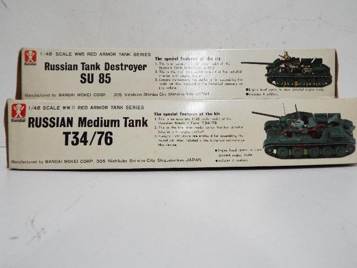 Bandai - 2 boxed unmade Bandai 1:48 scale Russian tank model kits including # 8372 SU85 tank - Image 3 of 3