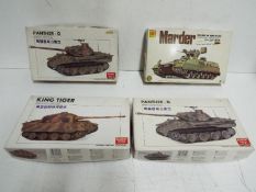 Academy - Minicraft - Otaki - A lot of 4 unmade 1/48 scale motorized tank model kits including #