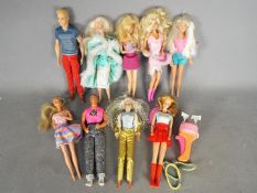 Barbie - Ken - A lot of 7 unboxed 1980s onwards Barbie dolls and 2 Ken dolls in a variety of