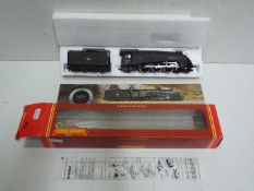 Hornby - A boxed Hornby 4-6-2 A4 Class Steam Locomotive and Tender Op.No.