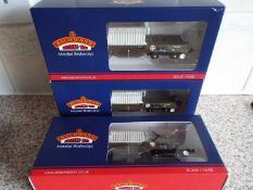 Bachmann Branch-Line - three OO gauge FNA Nuclear Flask Wagons, flat floor # 38-345A,