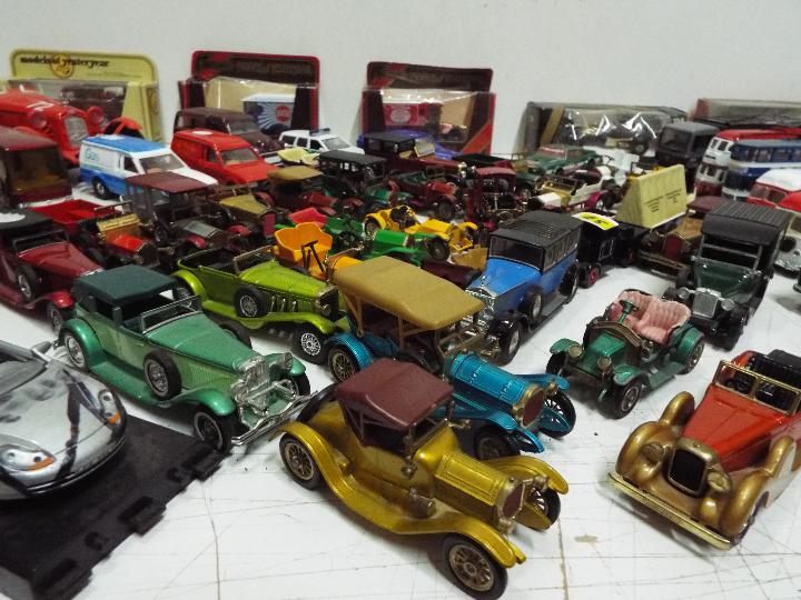 Matchbox - Corgi - Bburago - Solido - A collection of over 40 unboxed played with diecast vehicles - Image 4 of 4