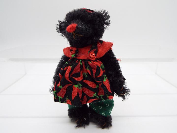 Deb Canham Artist Designs - a Deb Canham bear entitled Chilli Peppers issued in a limited edition - Image 2 of 5