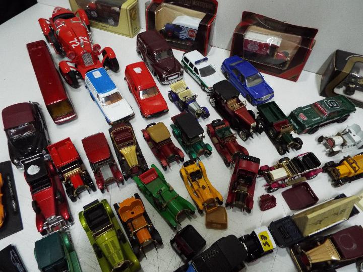 Matchbox - Corgi - Bburago - Solido - A collection of over 40 unboxed played with diecast vehicles - Image 3 of 4
