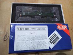 Heljan - an OO gauge class 17 diesel electric locomotive Clayton op no D8501,