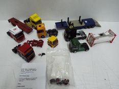 Corgi - Realtoy - A lot of 7 tractor units and 2 trailers in several scales including Corgi DAF