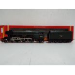 Hornby - A boxed Hornby 4-6-2 A3 Class Steam Locomotive and Tender Op.No.