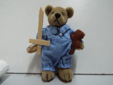 W.M.B. - Theresa Yang - Bear with Sword and Teddy Bear. Certificate. 6.5cm high.