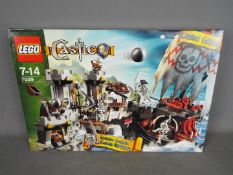 LEGO - # 7029 Castle series Skeleton Ship Attack set,