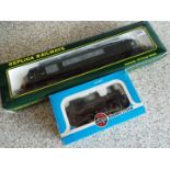 Airfix and Replica Railways - an OO gauge Airfix tank locomotive 0-4-2T GWR class 1400,