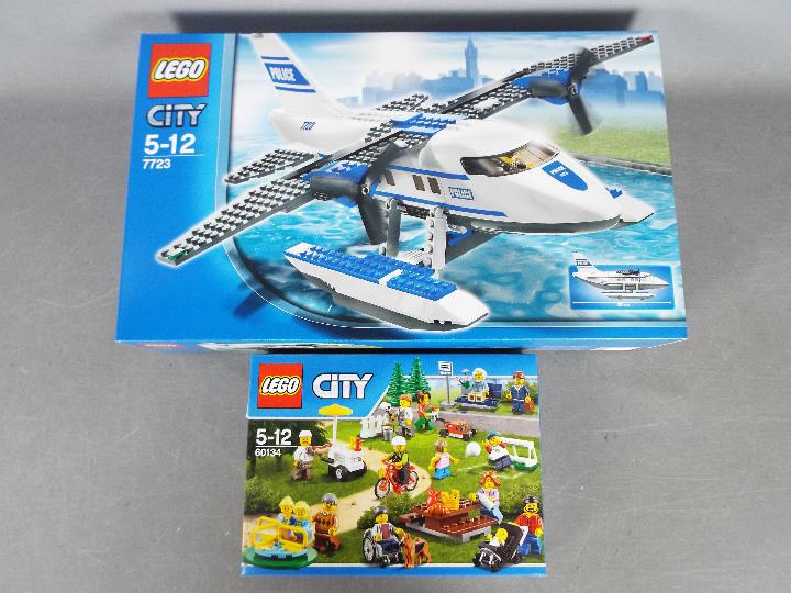 LEGO - 2 boxed Lego City sets, # 7723 , # 60134.