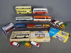 EFE, Corgi - A collection of 18 mainly unboxed Corgi and EFE diecast model buses in various scales.