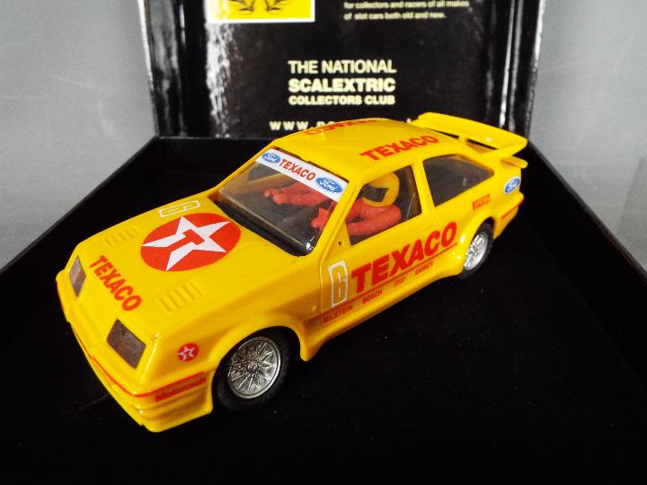 Scalextric - Ford Sierra RS500 in yellow # C455 The car shows some signs of use and has no door - Image 2 of 3