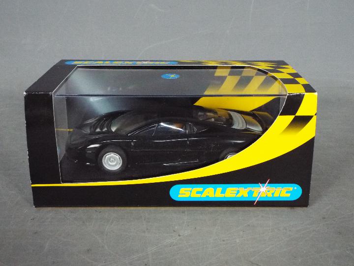 Scalextric - Jaguar XJ220 NSCC edition.