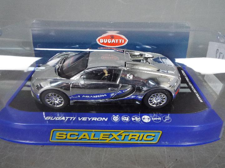 Scalextric - Ferrari 308 GTB, 2 x Bugatti Veyron slot cars. - Image 2 of 4