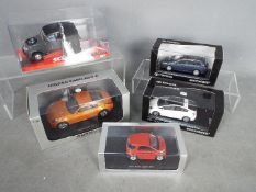 AutoArt; Minichamps; SCX,