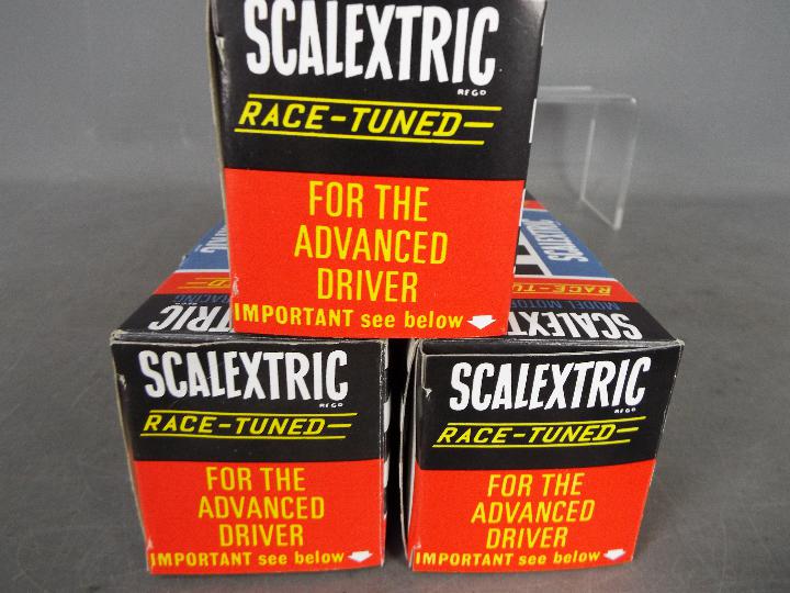 Scalextric - Vintage Lamborghini Miura and 2 x Mirage Ford slot cars in reproduction boxes. - Image 5 of 5