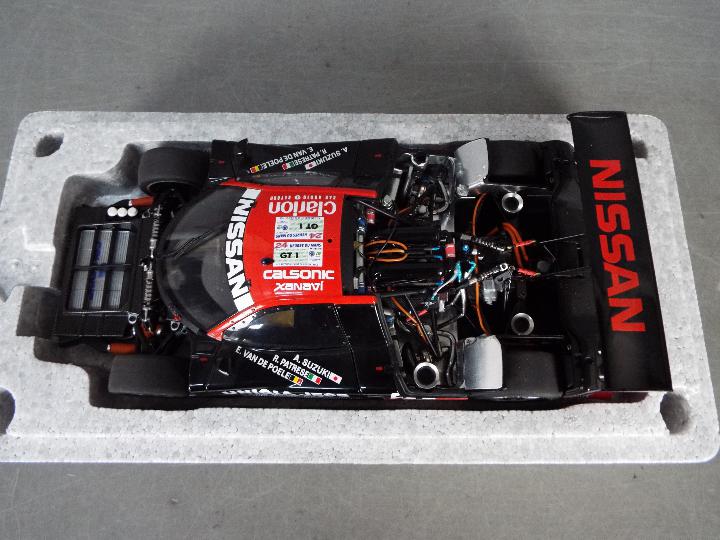 AUTOart - Nissan R390 GT1 Le Mans car in 1:18 scale. - Image 3 of 6